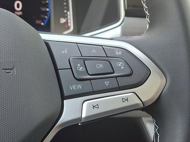 new 2025 Volkswagen Taos car