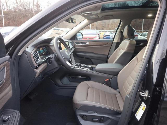 new 2025 Volkswagen Atlas car, priced at $51,826