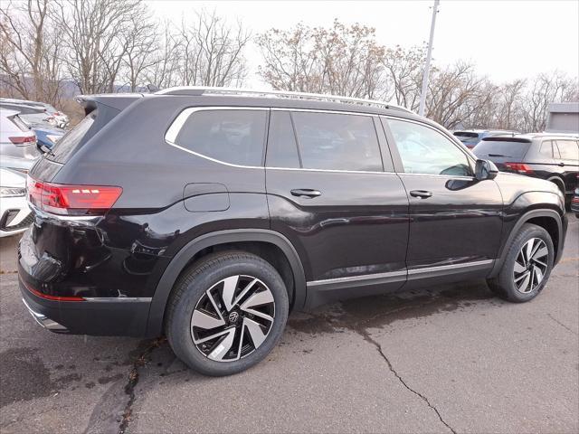 new 2025 Volkswagen Atlas car, priced at $51,826