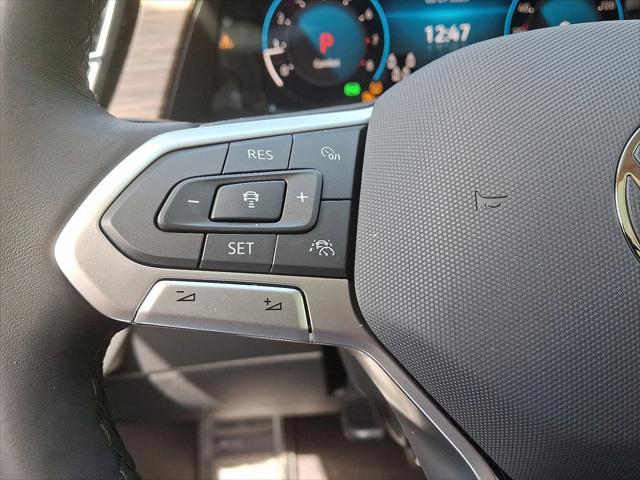 new 2025 Volkswagen Atlas car, priced at $53,331