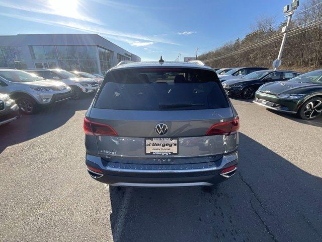 new 2024 Volkswagen Taos car, priced at $32,451