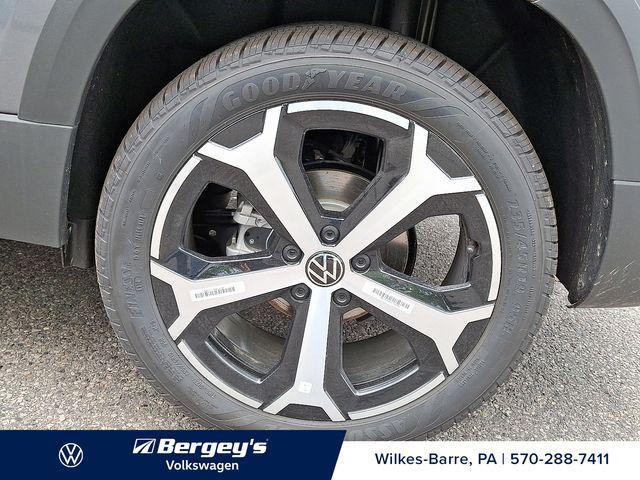 new 2025 Volkswagen Taos car, priced at $32,413