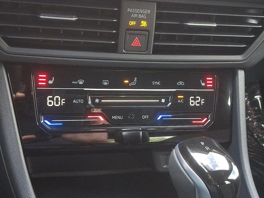 new 2025 Volkswagen Jetta car, priced at $25,214