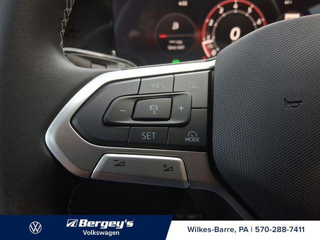 new 2025 Volkswagen Tiguan car, priced at $32,564