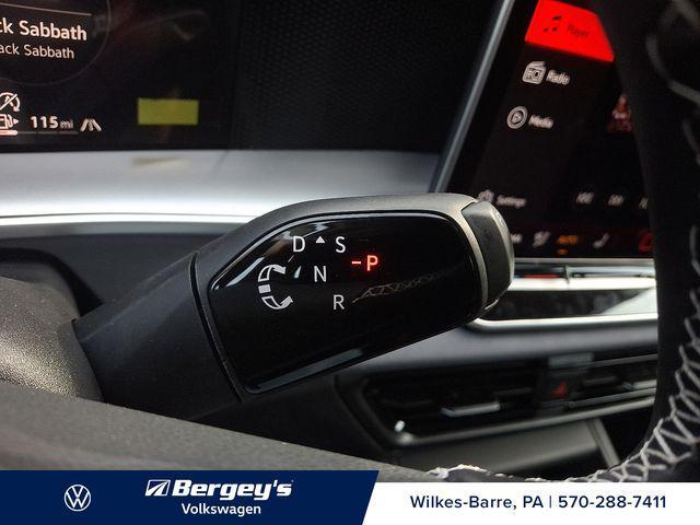 new 2025 Volkswagen Tiguan car, priced at $32,564