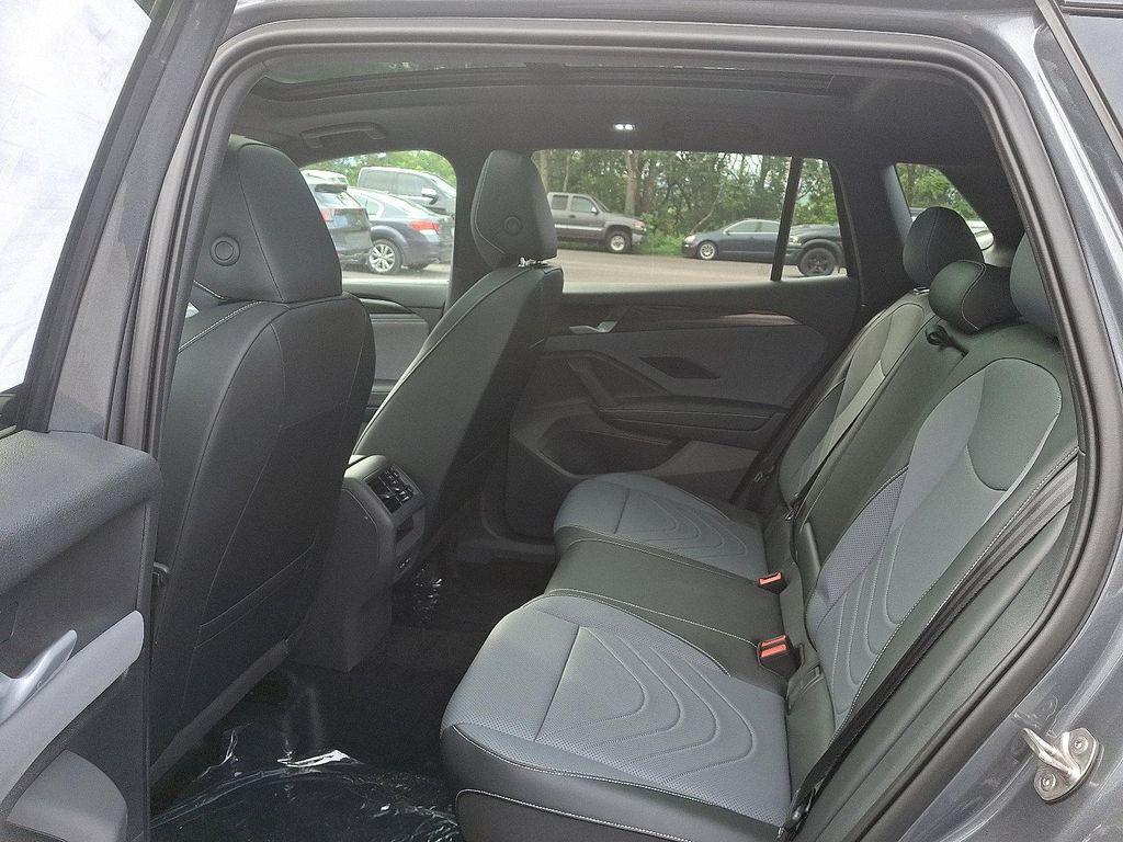 new 2025 Volkswagen Tiguan car, priced at $37,410
