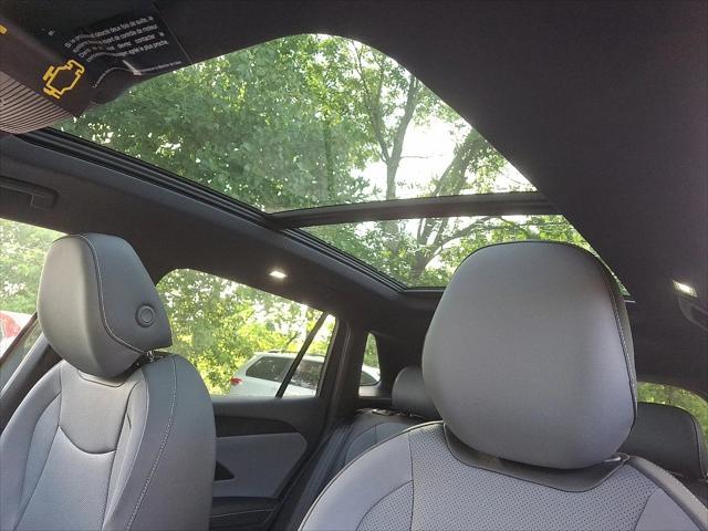 new 2025 Volkswagen Tiguan car, priced at $36,775