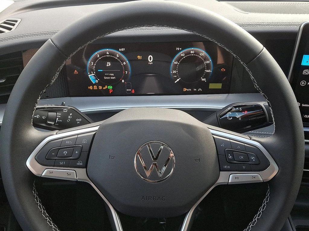 new 2025 Volkswagen Tiguan car, priced at $35,164