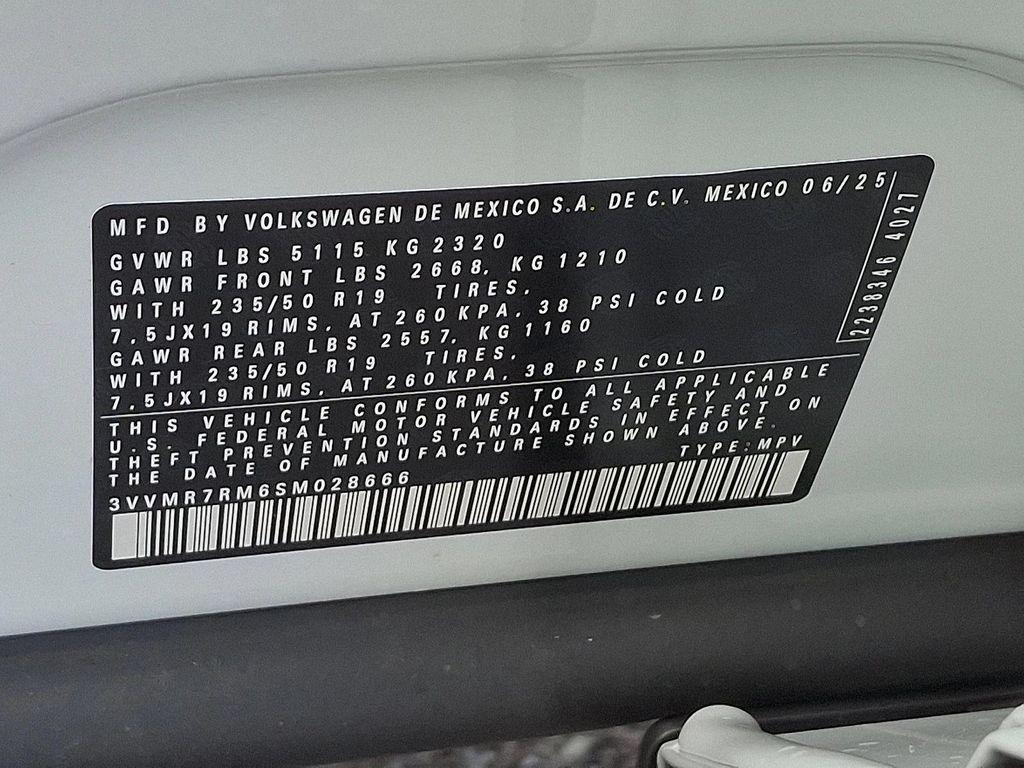 new 2025 Volkswagen Tiguan car, priced at $35,164