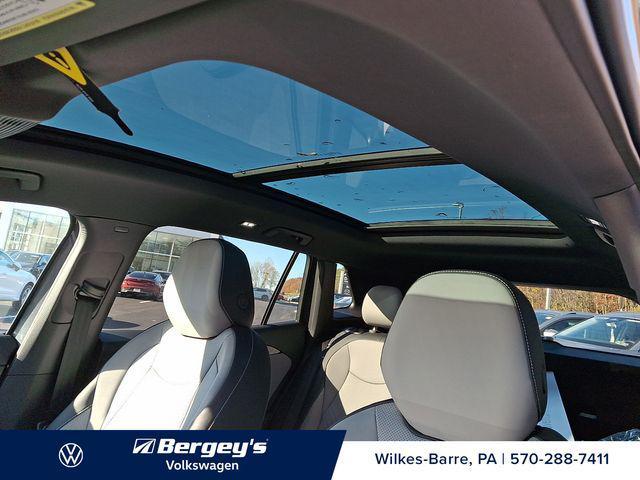 new 2025 Volkswagen Tiguan car, priced at $37,430