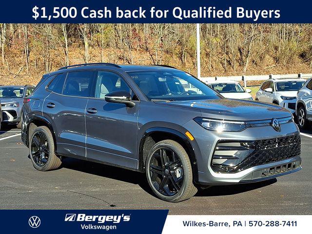 new 2025 Volkswagen Tiguan car, priced at $37,430