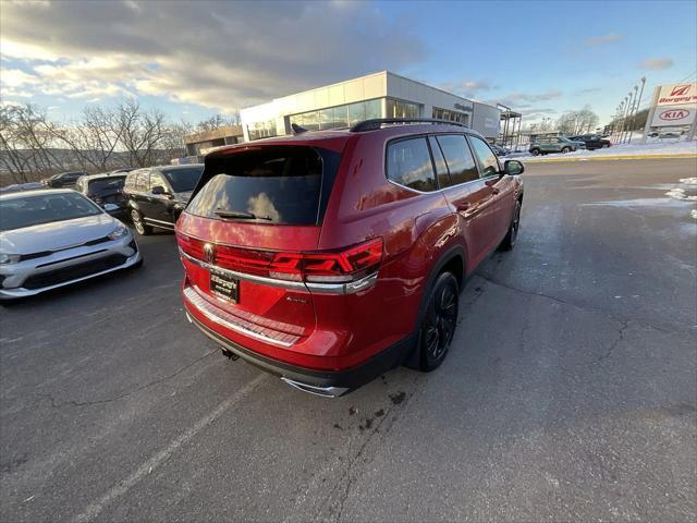 new 2024 Volkswagen Atlas car, priced at $46,911