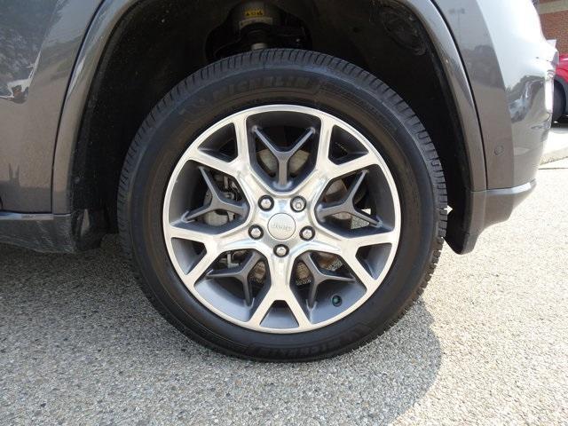 used 2021 Jeep Grand Cherokee car, priced at $35,075