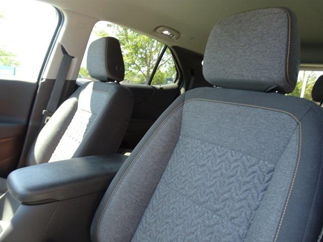 used 2024 Chevrolet Equinox car, priced at $25,216