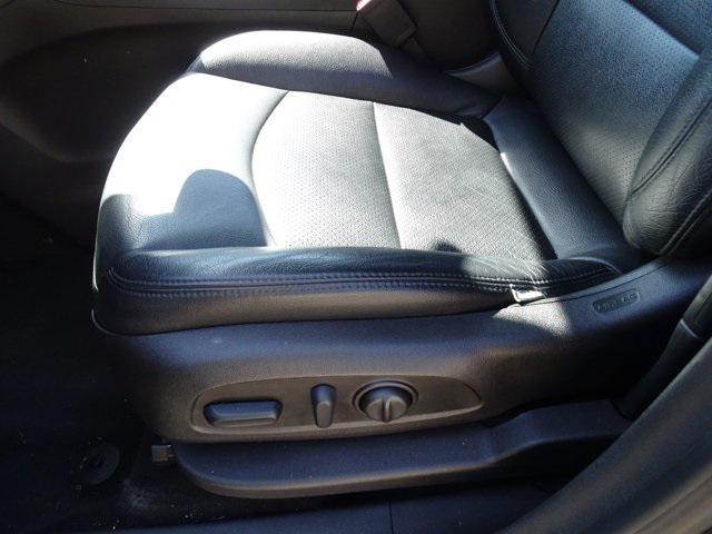 used 2022 Chevrolet Equinox car, priced at $23,134