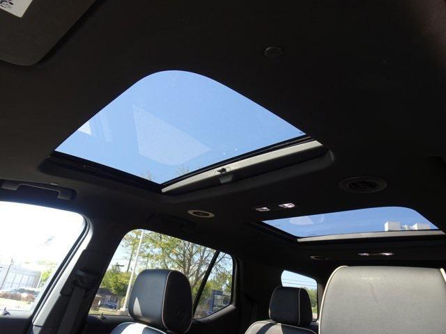 used 2023 Chevrolet Traverse car, priced at $42,192