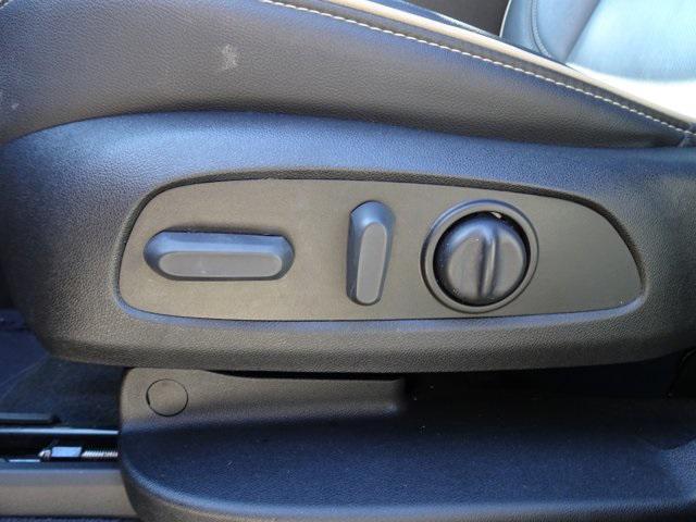 used 2023 Chevrolet Traverse car, priced at $42,192