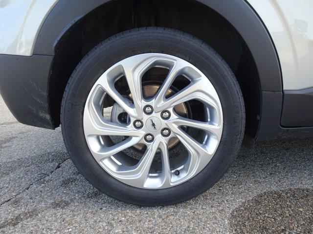 used 2022 Chevrolet Bolt EUV car, priced at $23,077