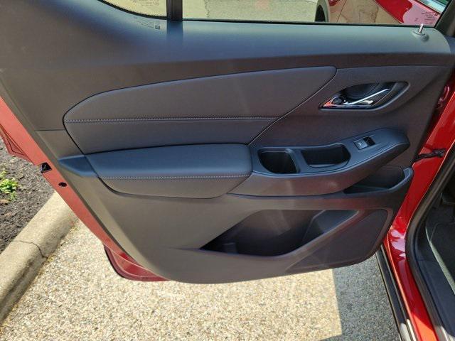 used 2023 Chevrolet Traverse car, priced at $32,355