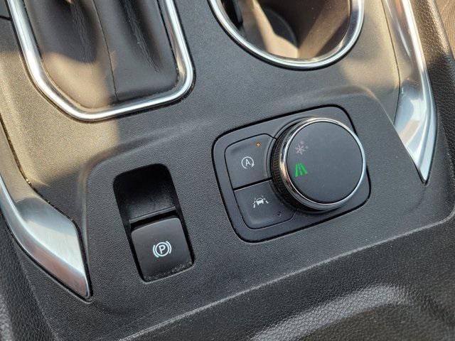 used 2023 Chevrolet Traverse car, priced at $32,355