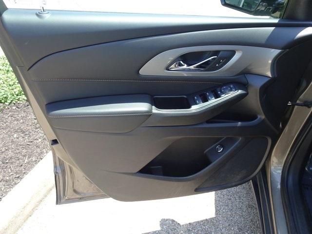 used 2020 Chevrolet Traverse car, priced at $16,600
