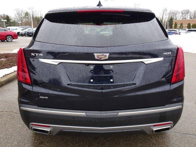 used 2021 Cadillac XT5 car, priced at $35,427