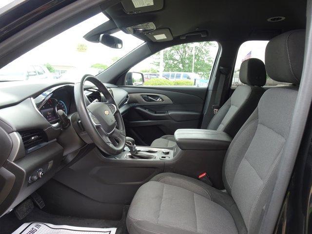used 2023 Chevrolet Traverse car, priced at $28,950