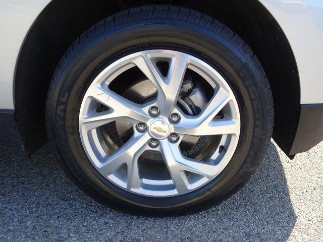 used 2018 Chevrolet Equinox car, priced at $18,400
