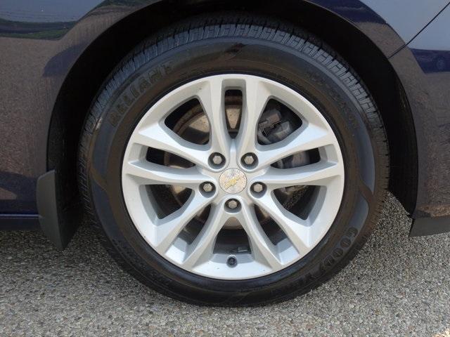 used 2016 Chevrolet Malibu car, priced at $13,100