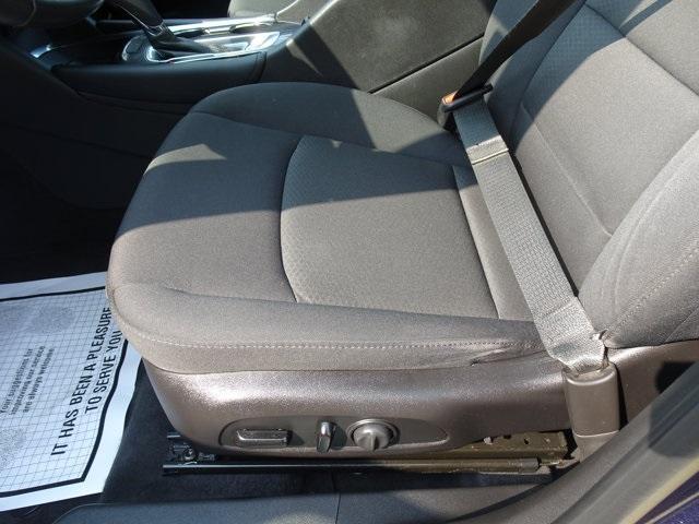 used 2016 Chevrolet Malibu car, priced at $13,100
