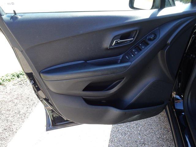 used 2022 Chevrolet Trax car, priced at $19,809