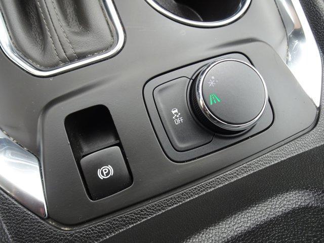 used 2020 Chevrolet Traverse car, priced at $22,986