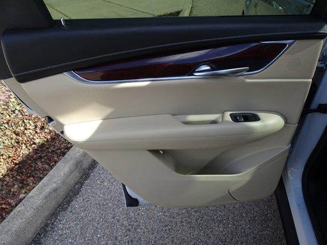 used 2018 Cadillac XT5 car, priced at $12,995