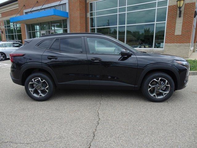 new 2025 Chevrolet Trax car, priced at $24,797