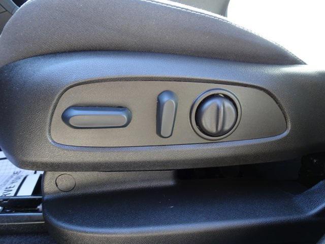 used 2022 Chevrolet Equinox car, priced at $22,400