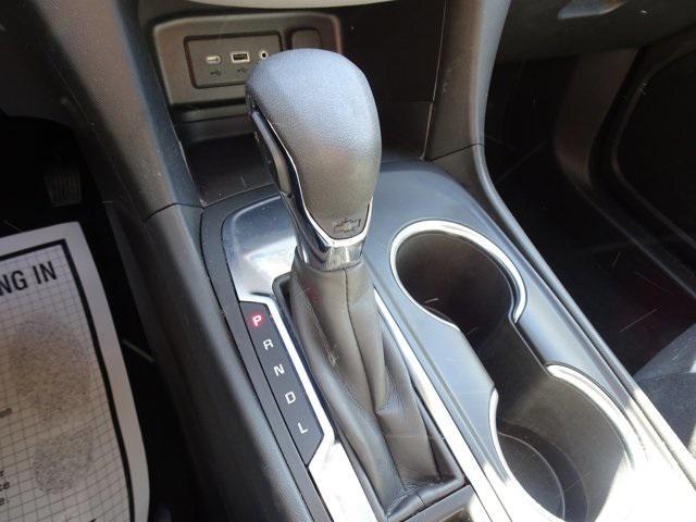 used 2022 Chevrolet Equinox car, priced at $22,400