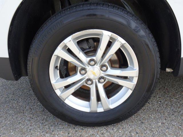 used 2017 Chevrolet Equinox car, priced at $11,300