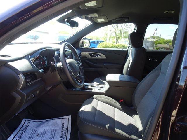 used 2022 Chevrolet Traverse car, priced at $33,207