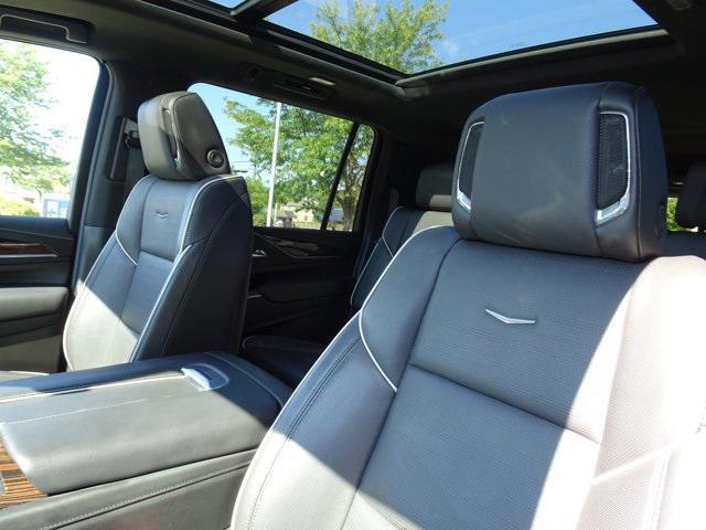 used 2023 Cadillac Escalade ESV car, priced at $69,806