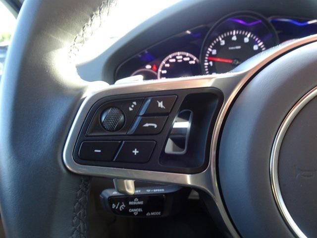 used 2022 Porsche Cayenne car