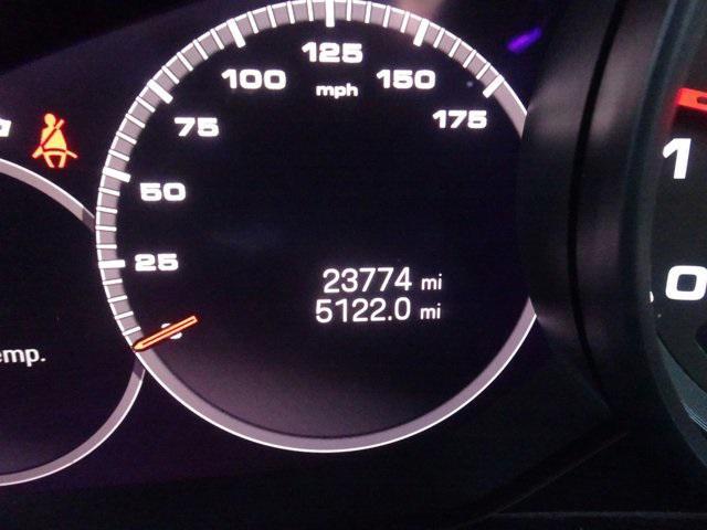 used 2022 Porsche Cayenne car