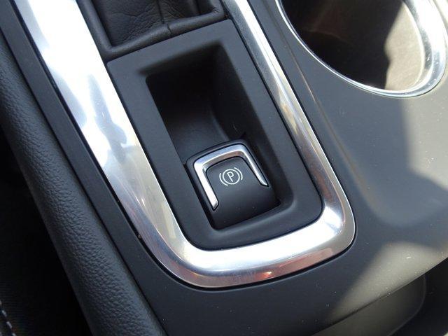 used 2022 Chevrolet Equinox car, priced at $22,870