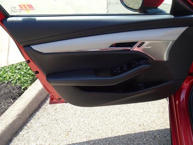 used 2021 Mazda Mazda3 car, priced at $24,425