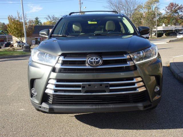 used 2019 Toyota Highlander car, priced at $25,215