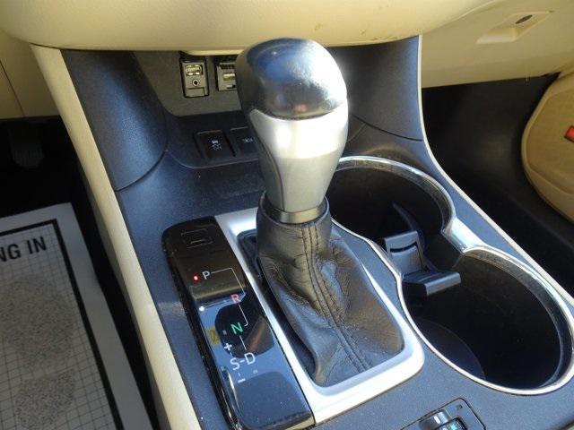 used 2019 Toyota Highlander car, priced at $25,215