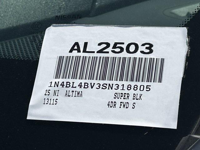new 2025 Nissan Altima car, priced at $26,328