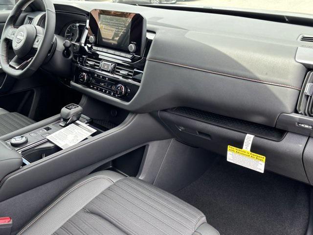 new 2025 Nissan Pathfinder car, priced at $43,467