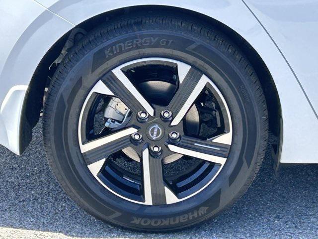 new 2025 Nissan Sentra car, priced at $24,025