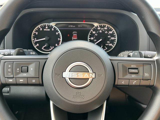 new 2025 Nissan Pathfinder car, priced at $39,455