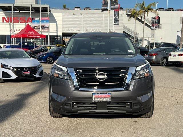 new 2025 Nissan Pathfinder car, priced at $39,455